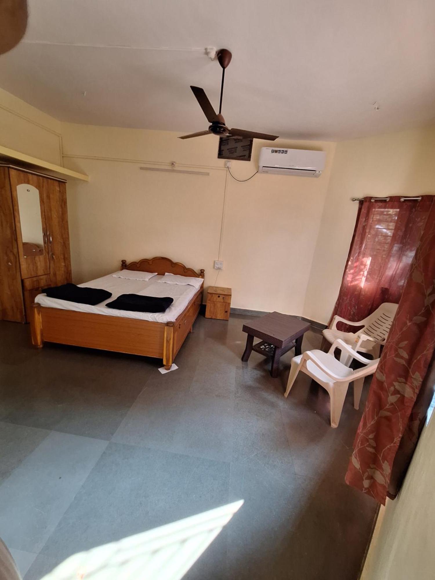 Anand Nivas Homestay Mālvan Eksteriør bilde